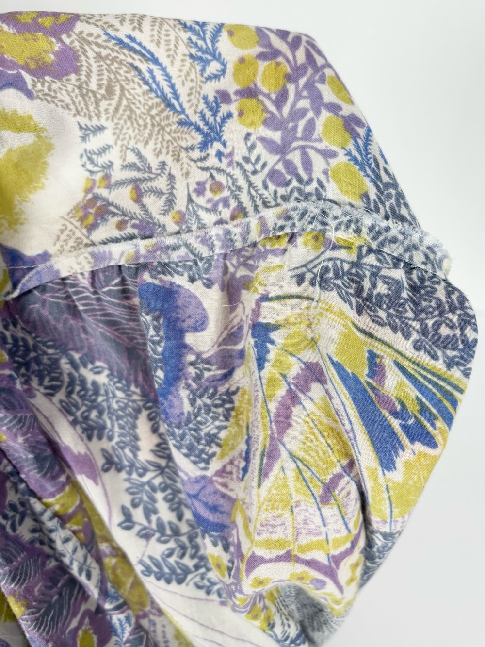 Anthropologie Tie Waist Fairycore Floral Butterfly Patterned Balloon Harem Pant - Picture 6 of 9